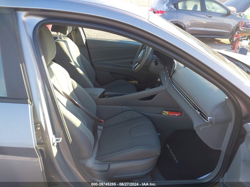 VIN KMHLS4AG1PU410928 2023 HYUNDAI ELANTRA SEL