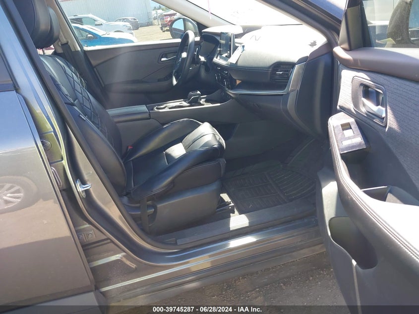 2022 Nissan Rogue Sv VIN: 5N1BT3BBXNC729429 Lot: 39745287