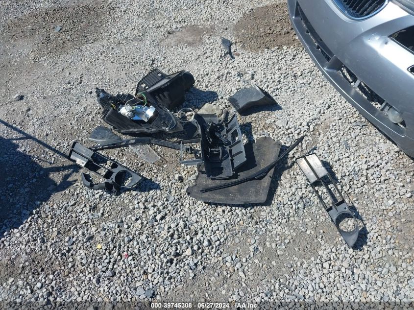 2007 BMW 525I VIN: WBANE53547CY07381 Lot: 39745308