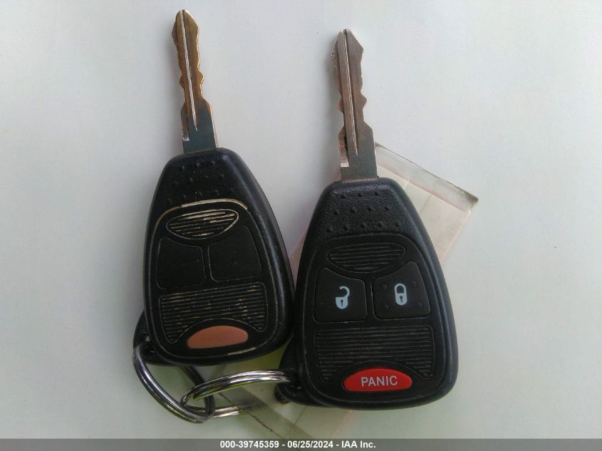 2007 Dodge Ram 1500 Slt/Trx4 Off Road/Sport VIN: 1D7HU18207J620411 Lot: 39745359