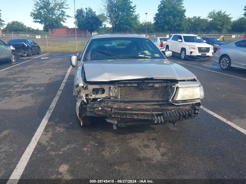 2003 Mercury Grand Marquis Gs VIN: 2MEFM74W83X690669 Lot: 39745415