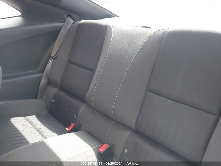 2015 Chevrolet Camaro 2Ls VIN: 2G1FB1E32F9182370 Lot: 39745451