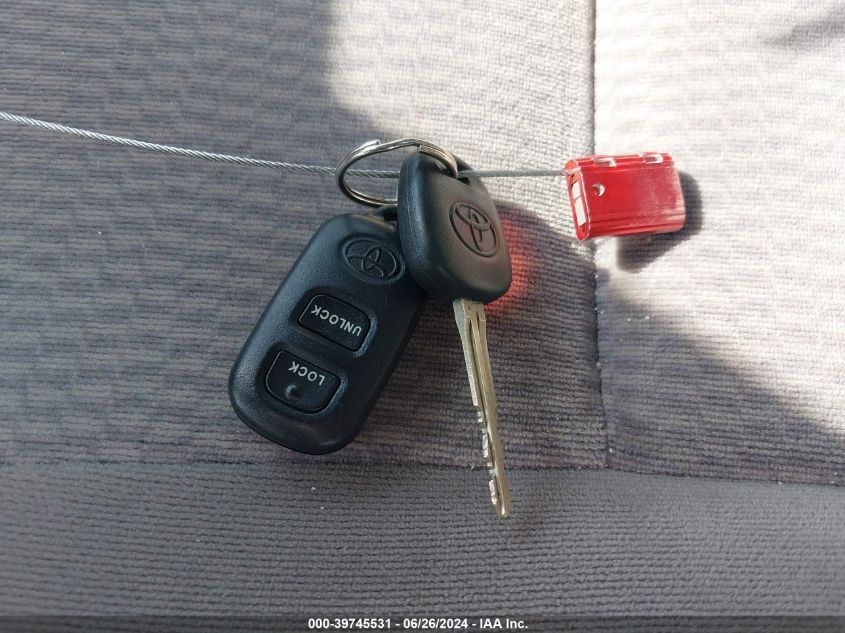 2005 Toyota Corolla Le VIN: 1NXBR32EX5Z532487 Lot: 39745531