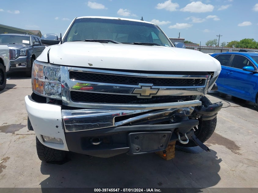 2011 Chevrolet Silverado 1500 Lt VIN: 3GCPCSE01BG198659 Lot: 39745547
