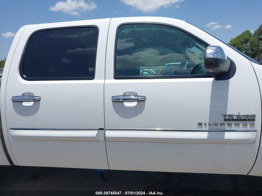 2011 Chevrolet Silverado 1500 Lt VIN: 3GCPCSE01BG198659 Lot: 39745547