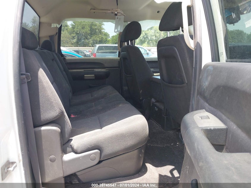 2011 Chevrolet Silverado 1500 Lt VIN: 3GCPCSE01BG198659 Lot: 39745547