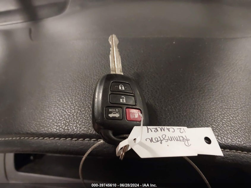 2012 Toyota Camry Le VIN: 4T1BF1FK2CU046850 Lot: 39745610