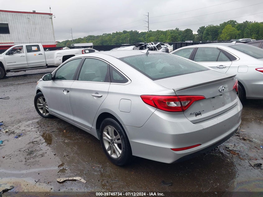 2016 HYUNDAI SONATA SE - 5NPE24AF2GH370003