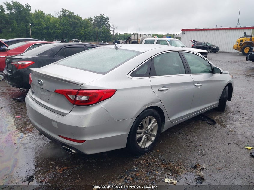 2016 HYUNDAI SONATA SE - 5NPE24AF2GH370003