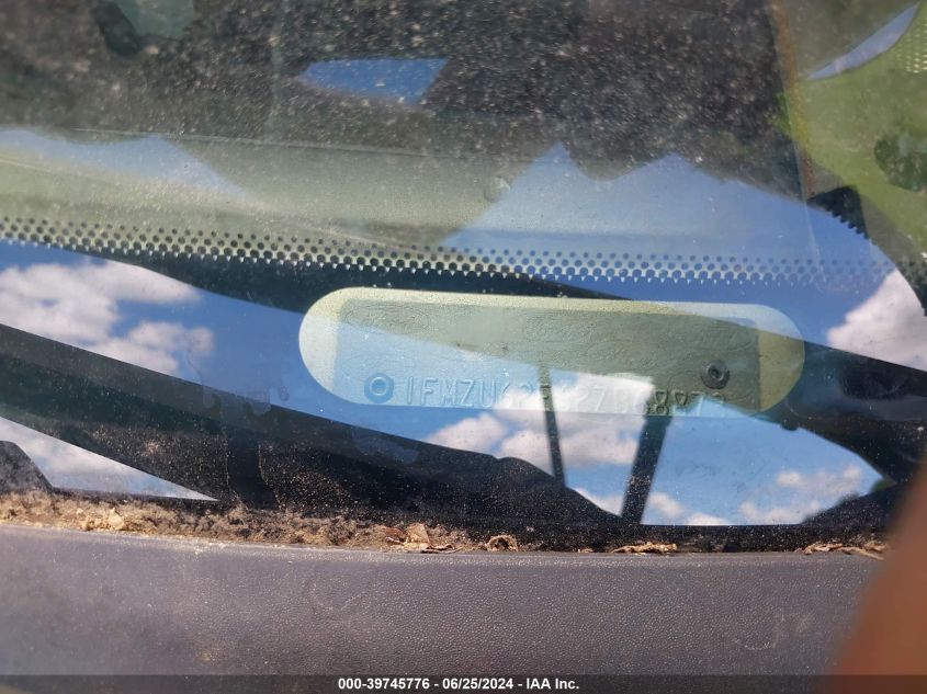 2002 Ford Explorer Xls VIN: 1FMZU62E62ZB68873 Lot: 39745776