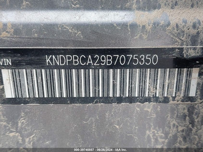 2011 Kia Sportage Lx VIN: KNDPBCA29B7075350 Lot: 39745857