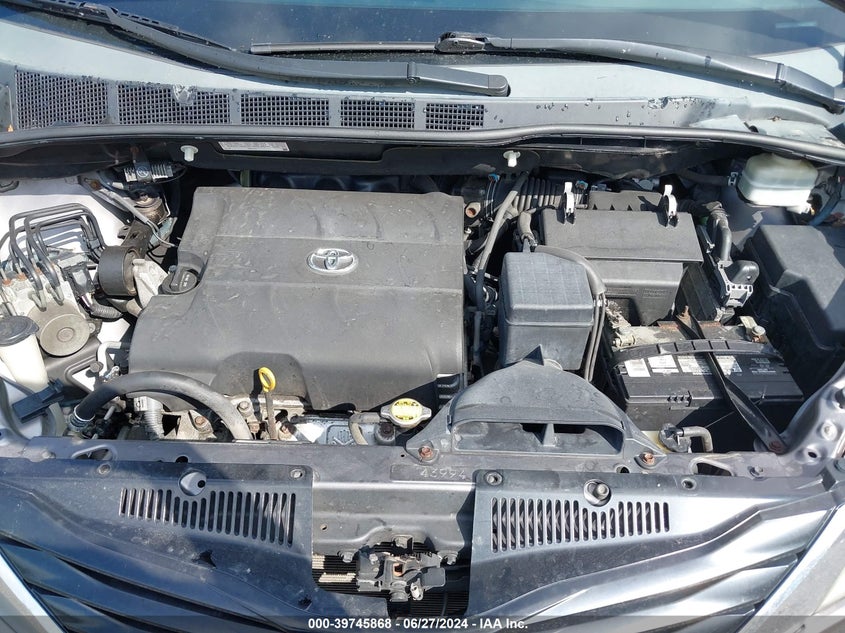 2012 Toyota Sienna Le V6 8 Passenger VIN: 5TDKK3DC5CS194051 Lot: 39745868