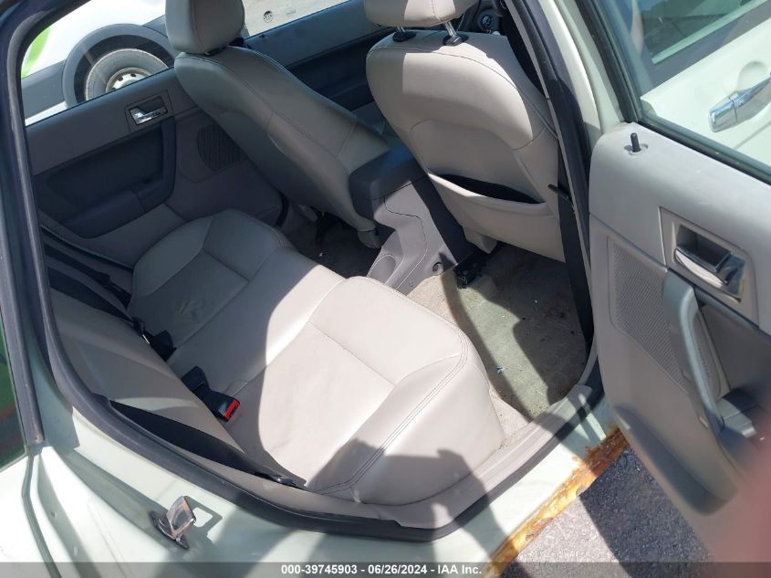 2010 Ford Focus Sel VIN: 1FAHP3HN9AW223772 Lot: 39745903