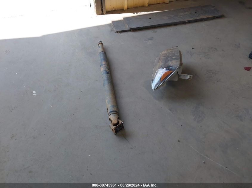 2004 Toyota 4Runner Sr5/Sport VIN: JTEBT14RX48013839 Lot: 39745961