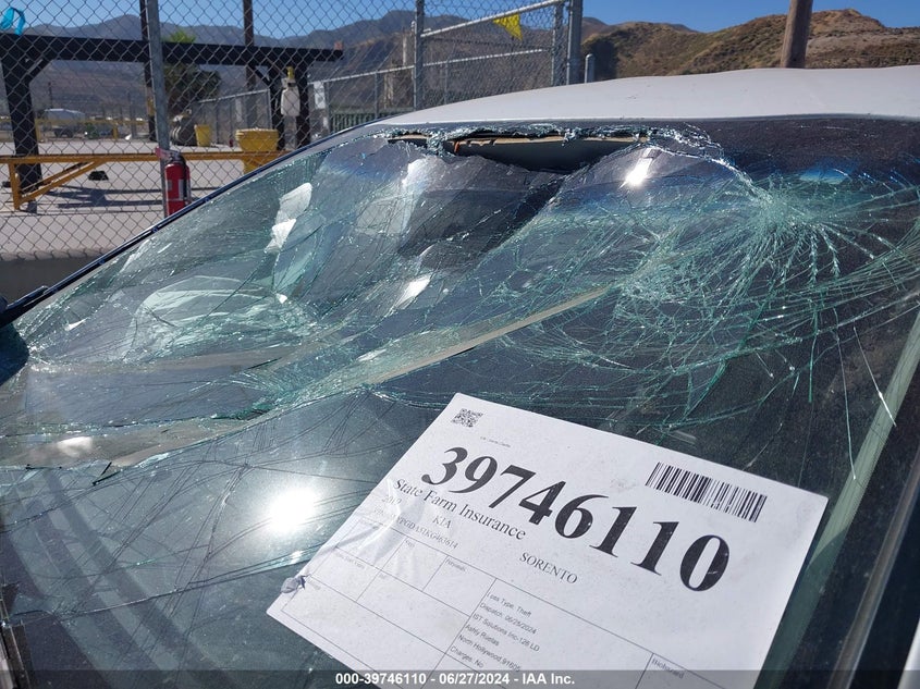 2019 Kia Sorento 3.3L Lx VIN: 5XYPGDA51KG463614 Lot: 39746110