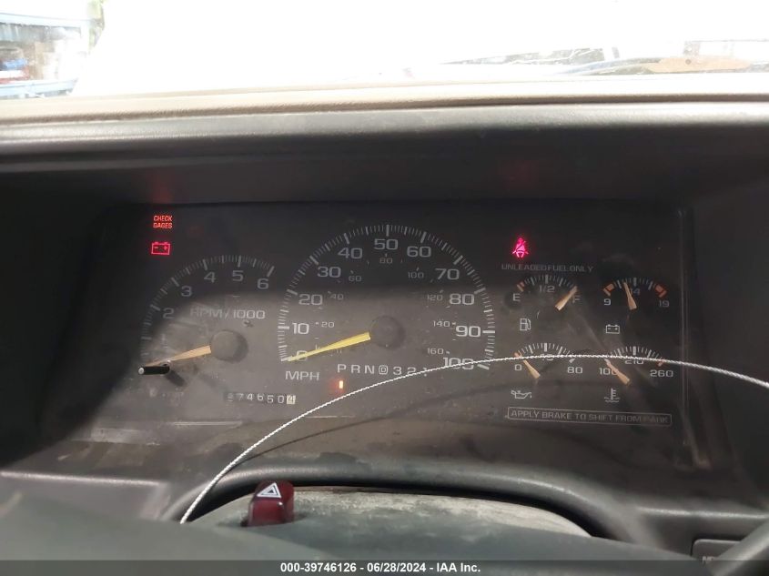 1999 Chevrolet Suburban 1500 Lt VIN: 3GNFK16R2XG181325 Lot: 39746126