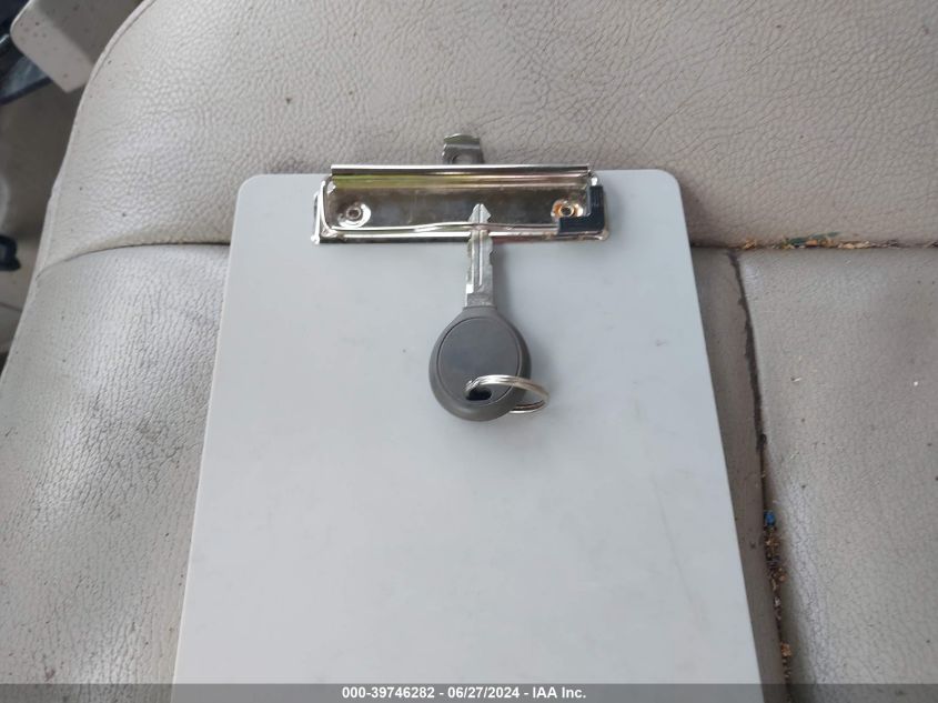 2005 Chrysler Town & Country Limited VIN: 2C8GP64L45R479066 Lot: 39746282