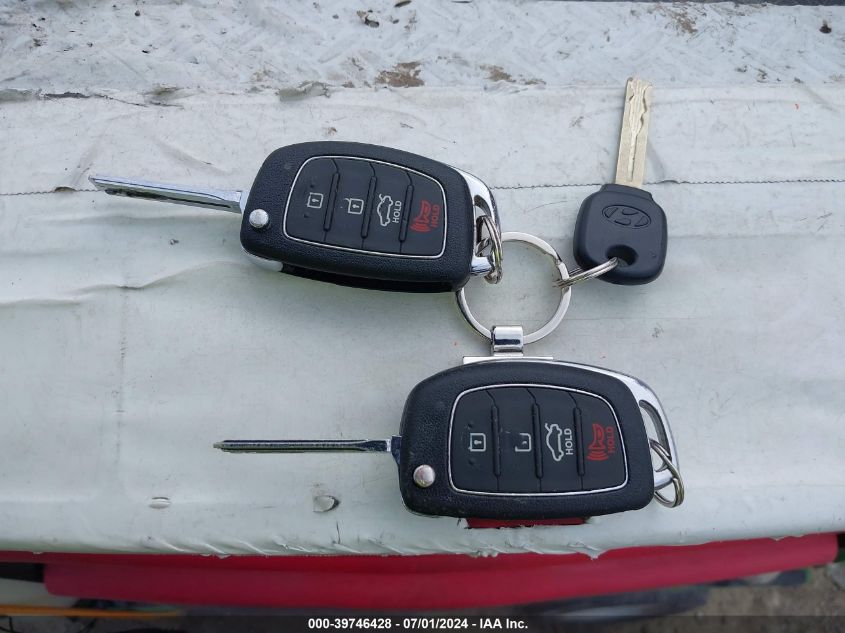 2017 Hyundai Sonata VIN: 5NPE24AFXHH451798 Lot: 39746428