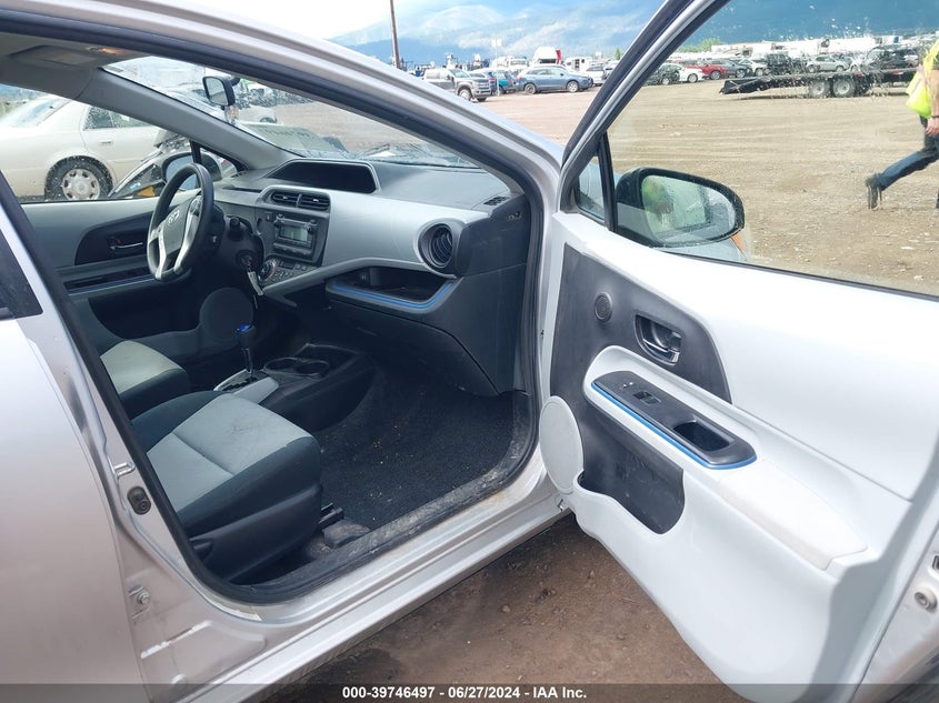 2012 Toyota Prius C Two VIN: JTDKDTB33C1016598 Lot: 39746497