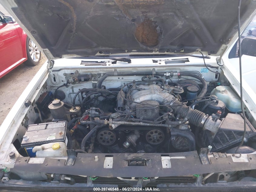 1995 Nissan Pathfinder Le/Se/Xe VIN: JN8HD17Y6SW010366 Lot: 39746548