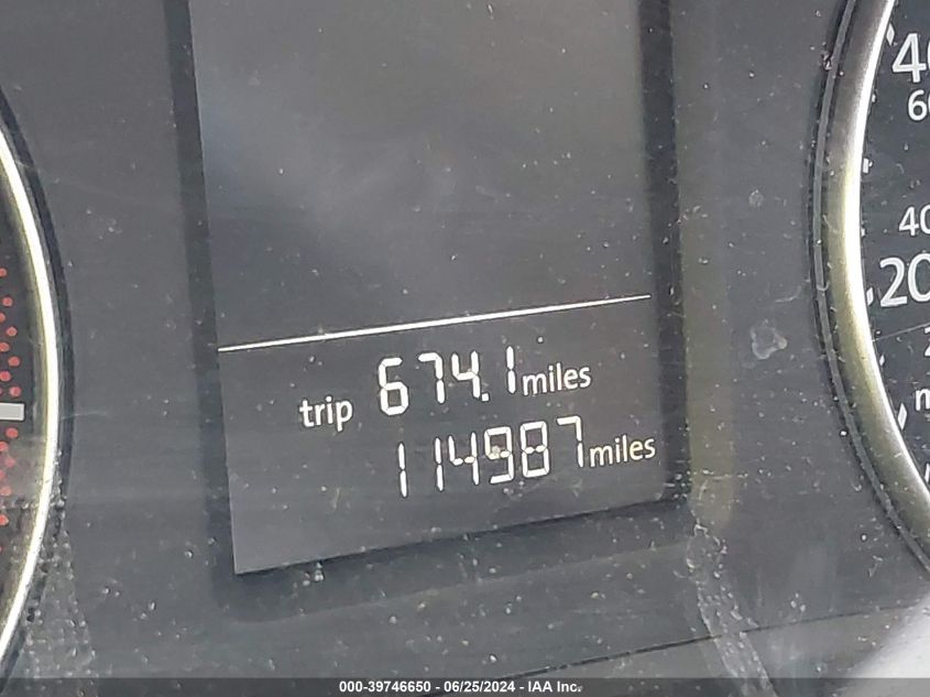 2015 Volkswagen Passat 1.8T Limited Edition VIN: 1VWAT7A37FC118029 Lot: 39746650