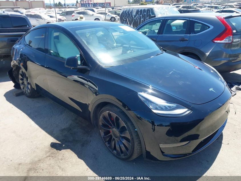 2022 Tesla Model Y Performance Dual Motor All-Wheel Drive VIN: 7SAYGDEF2NF536530 Lot: 39746689