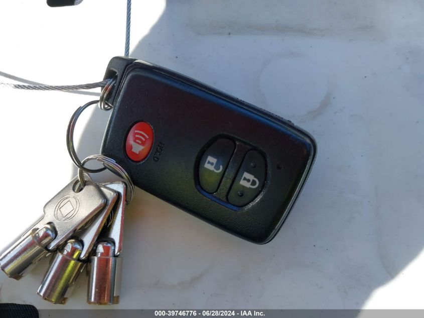 2013 Toyota Prius VIN: JTDKN3DU5D5572411 Lot: 39746776