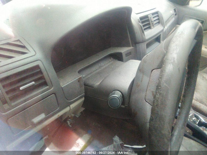 2011 Ford Fusion Se VIN: 3FAHP0HA9BR323340 Lot: 39746782