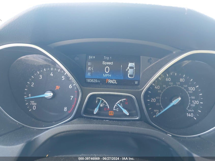 VIN 1FADP3F29JL286055 2018 FORD FOCUS SE