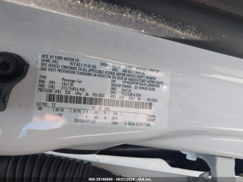 VIN 1FADP3F29JL286055 2018 FORD FOCUS SE