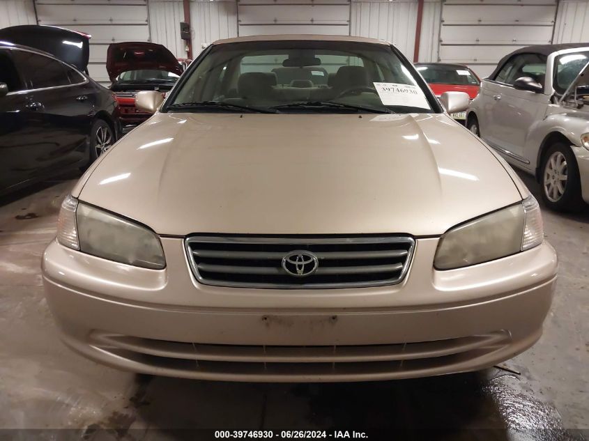 2000 Toyota Camry Le VIN: JT2BG22K1Y0506360 Lot: 39746930