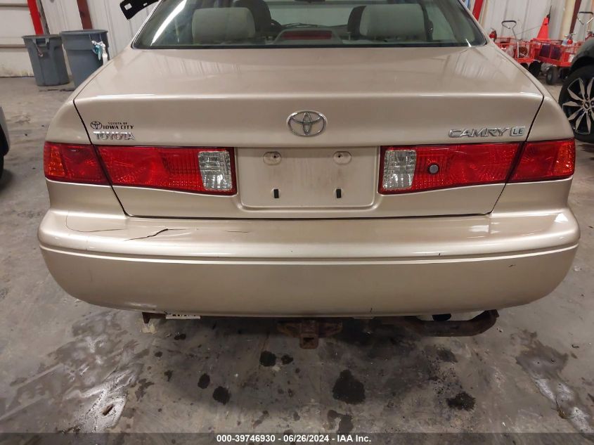 2000 Toyota Camry Le VIN: JT2BG22K1Y0506360 Lot: 39746930