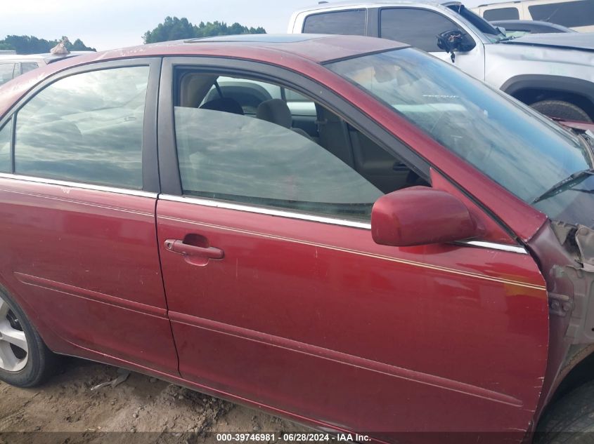 2004 Toyota Camry Le/Xle/Se VIN: 4T1BE32K54U282642 Lot: 39746981