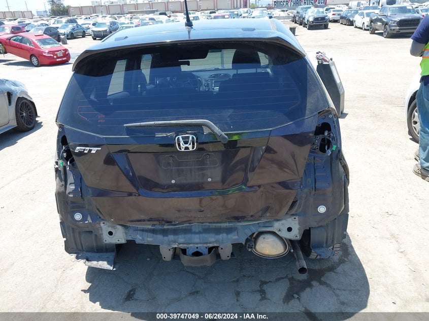 2013 Honda Fit Sport VIN: JHMGE8H66DC053859 Lot: 39747049
