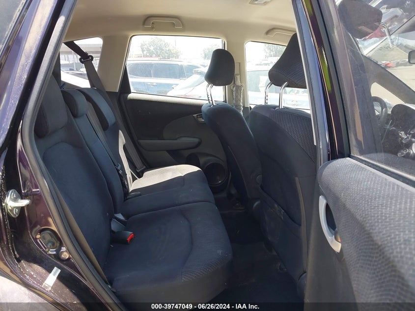 2013 Honda Fit Sport VIN: JHMGE8H66DC053859 Lot: 39747049