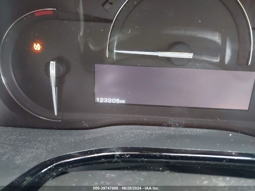 2017 Cadillac Xt5 Luxury VIN: 1GYKNBRS0HZ153411 Lot: 39747088