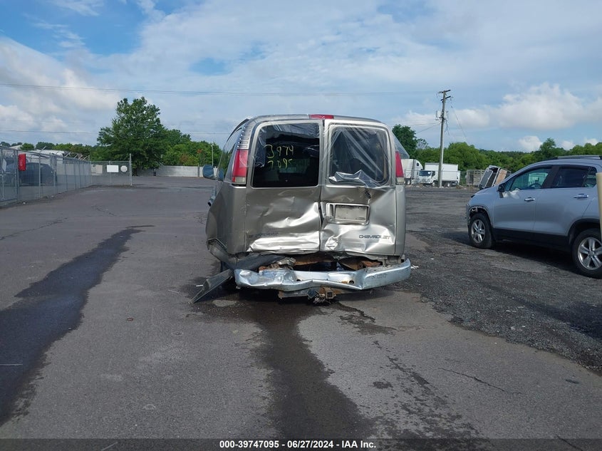 2002 Chevrolet Express Lt VIN: 1GNFG65R221119253 Lot: 39747095