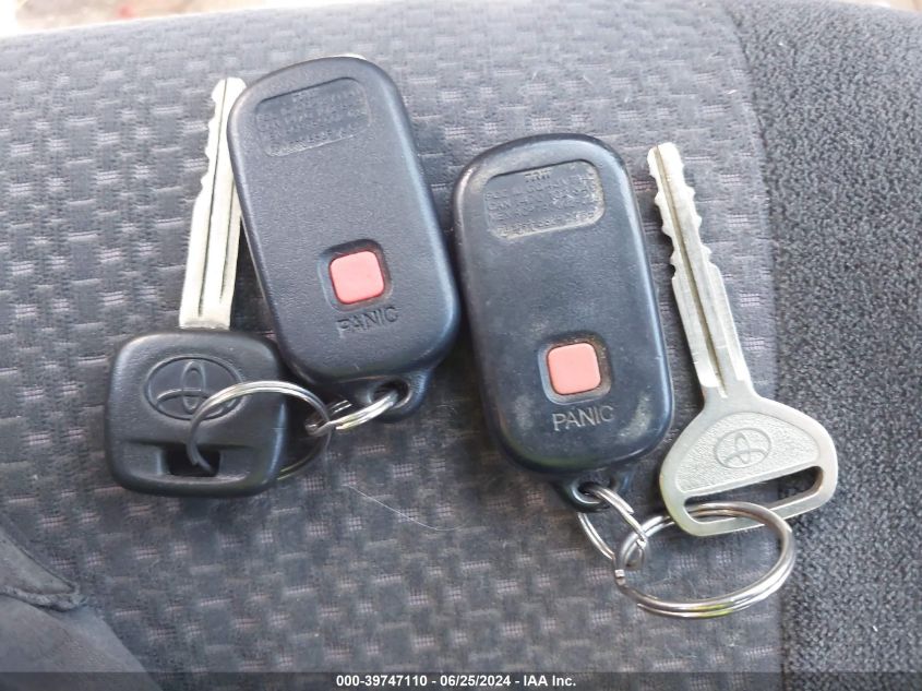 2004 Toyota Corolla S VIN: 1NXBR32E74Z227527 Lot: 39747110