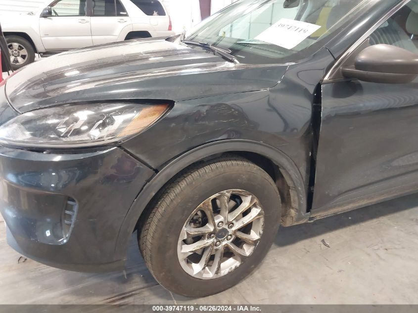 2022 Ford Escape Se VIN: 1FMCU9G65NUB13924 Lot: 39747119