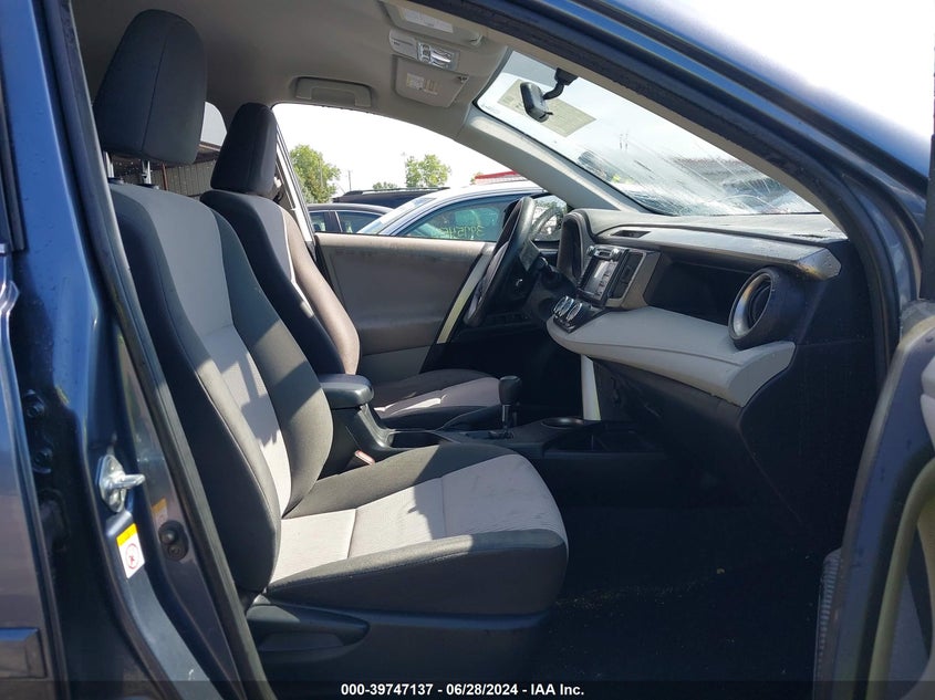 2013 TOYOTA RAV4 LE - JTMZFREV1D5009717