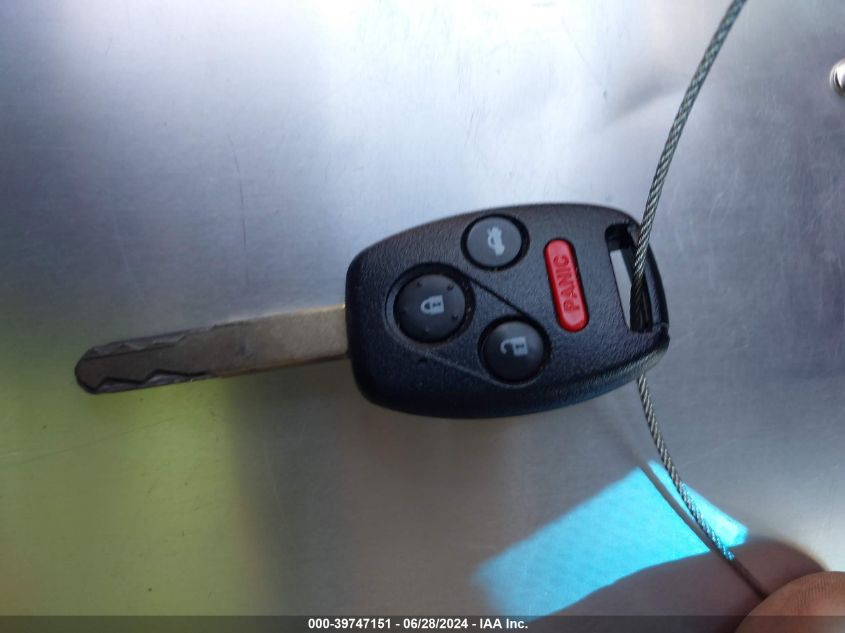 2010 Honda Pilot Lx VIN: 5FNYF4H29AB025822 Lot: 39747151