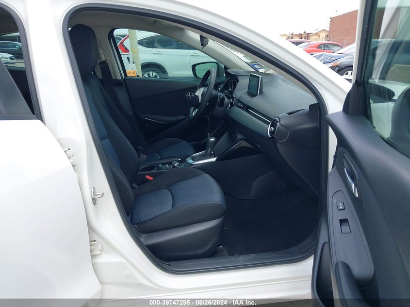 2016 Scion Ia VIN: 3MYDLBZV0GY106159 Lot: 39747295