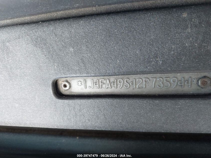 2002 Jeep Wrangler / Tj Sport VIN: 1J4FA49S42P735944 Lot: 39747479