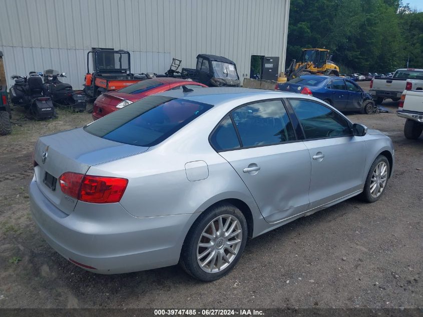 3VWBZ7AJ7BM365755 | 2011 VOLKSWAGEN JETTA