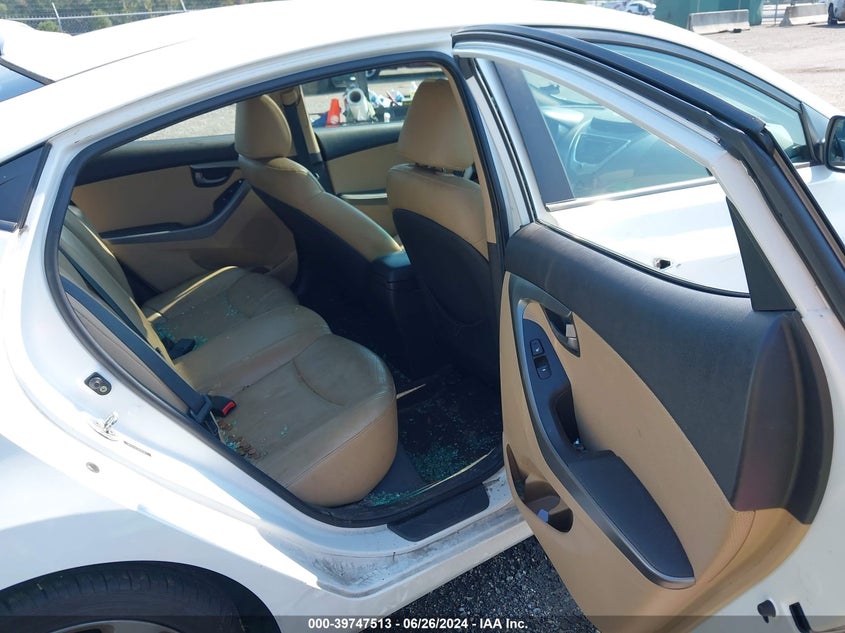 5NPDH4AE5BH010671 2011 Hyundai Elantra Limited