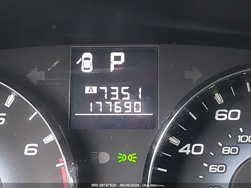 2010 Subaru Legacy 2.5I Limited VIN: 4S3BMBK67A3226529 Lot: 39747520