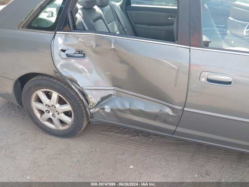 2000 Toyota Avalon Xls VIN: 4T1BF28B8YU048869 Lot: 39747599