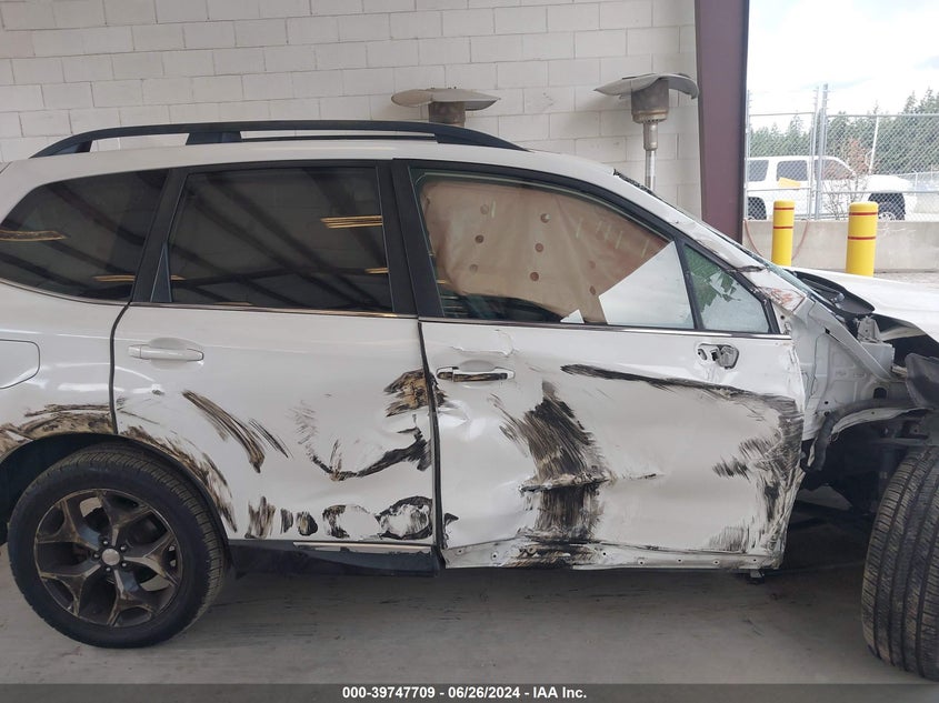 2016 Subaru Forester 2.0Xt Touring VIN: JF2SJGXC5GH557305 Lot: 39747709