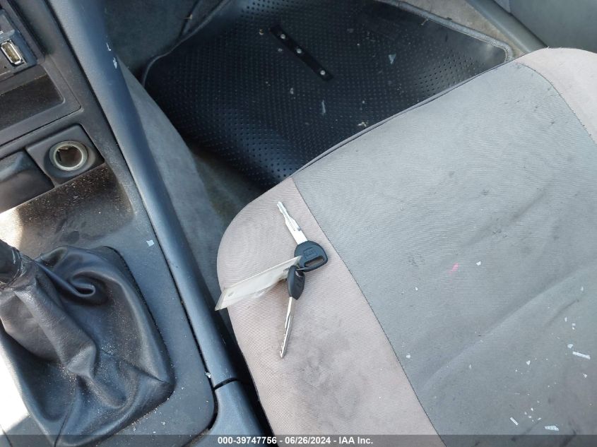 1996 Honda Accord Lx VIN: 1HGCD7138TA005241 Lot: 39747756