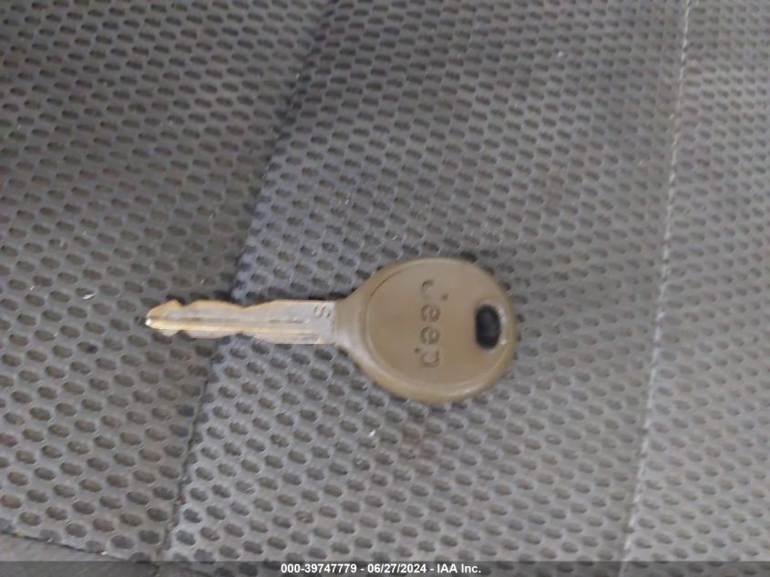 2007 Jeep Wrangler Sahara VIN: 1J8FA54107L217413 Lot: 39747779